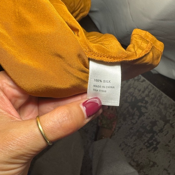 BROADWAY AND BROOME SAFARI DRESS 100% silk - Picture 6 of 8